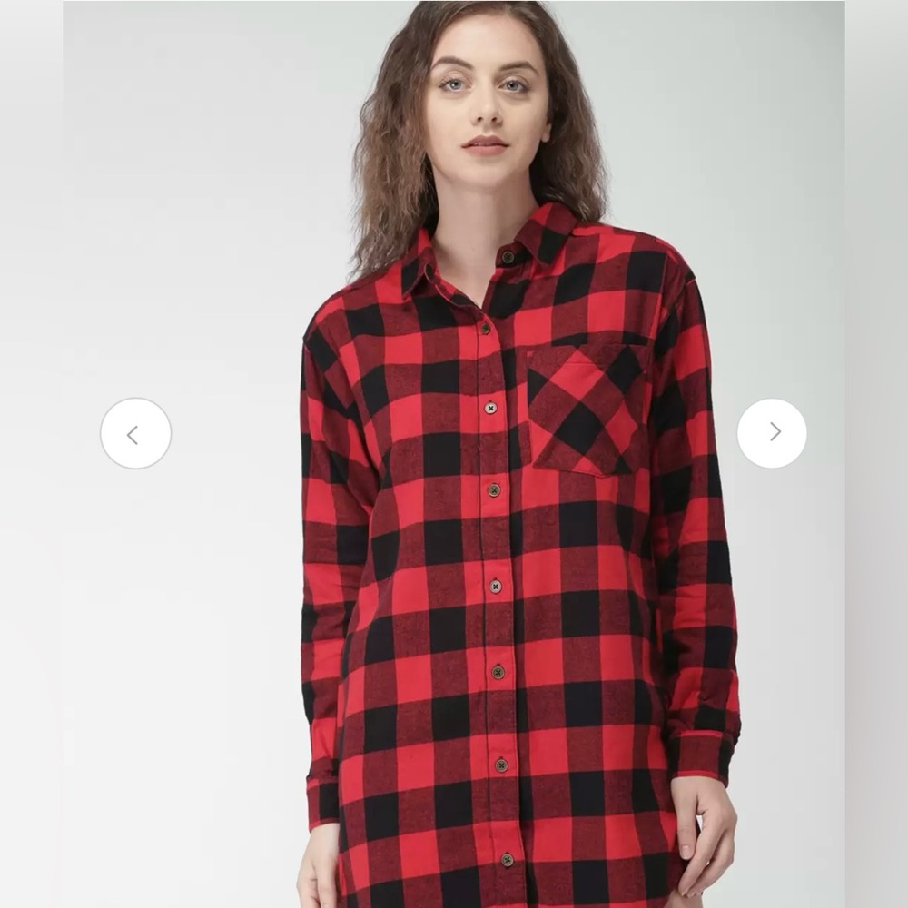 Forever 21 Red and Black 3/4 Sleeve Button Down Shirt - Picture 2 of 9